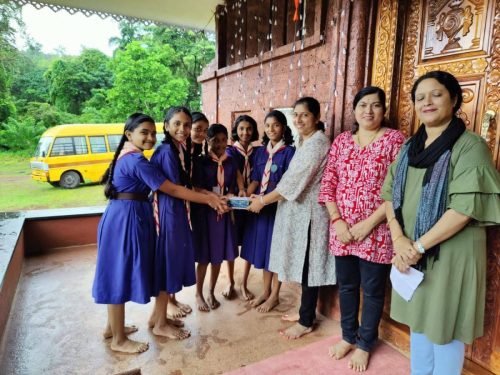 Scouts-Guides Hike at Arla-Keri also visited Dr Dada Vaidya's Ancestral Residence (10)